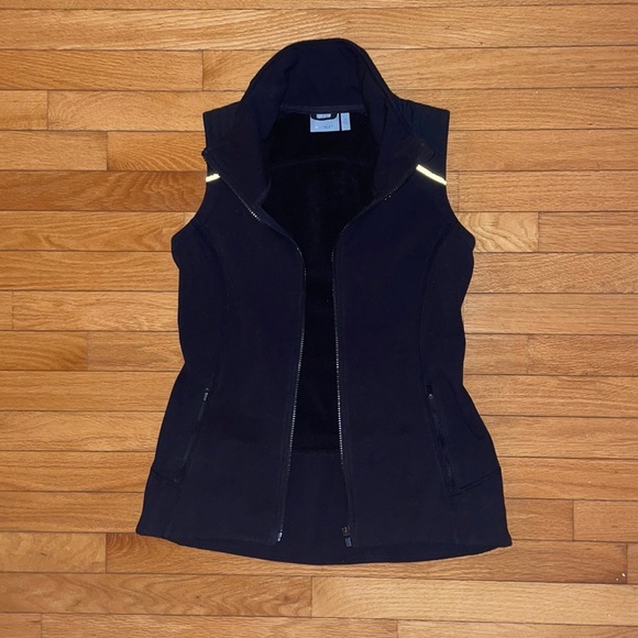 Athleta Black Fitted Vest Full Zip (S) - Picture 6 of 16